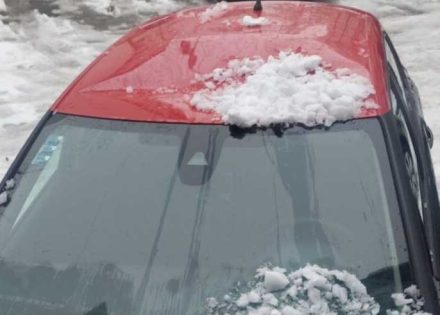 automobili uništeni