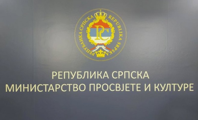 Slučaj direktora osnovne škole: Ministarstvo traži brzu reakciju institucija