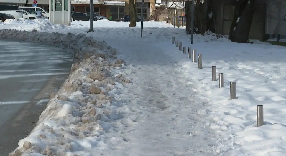 Zimska idila izazvala mnogobrojne probleme u Banjaluci