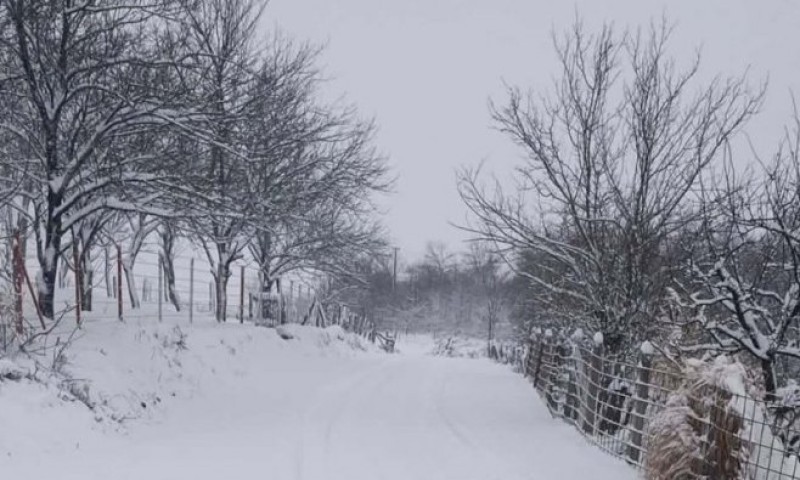 Sve više žalbi u Banjaluci: Većina puteva neočišćena, otežano kretanje (Foto) (Video)