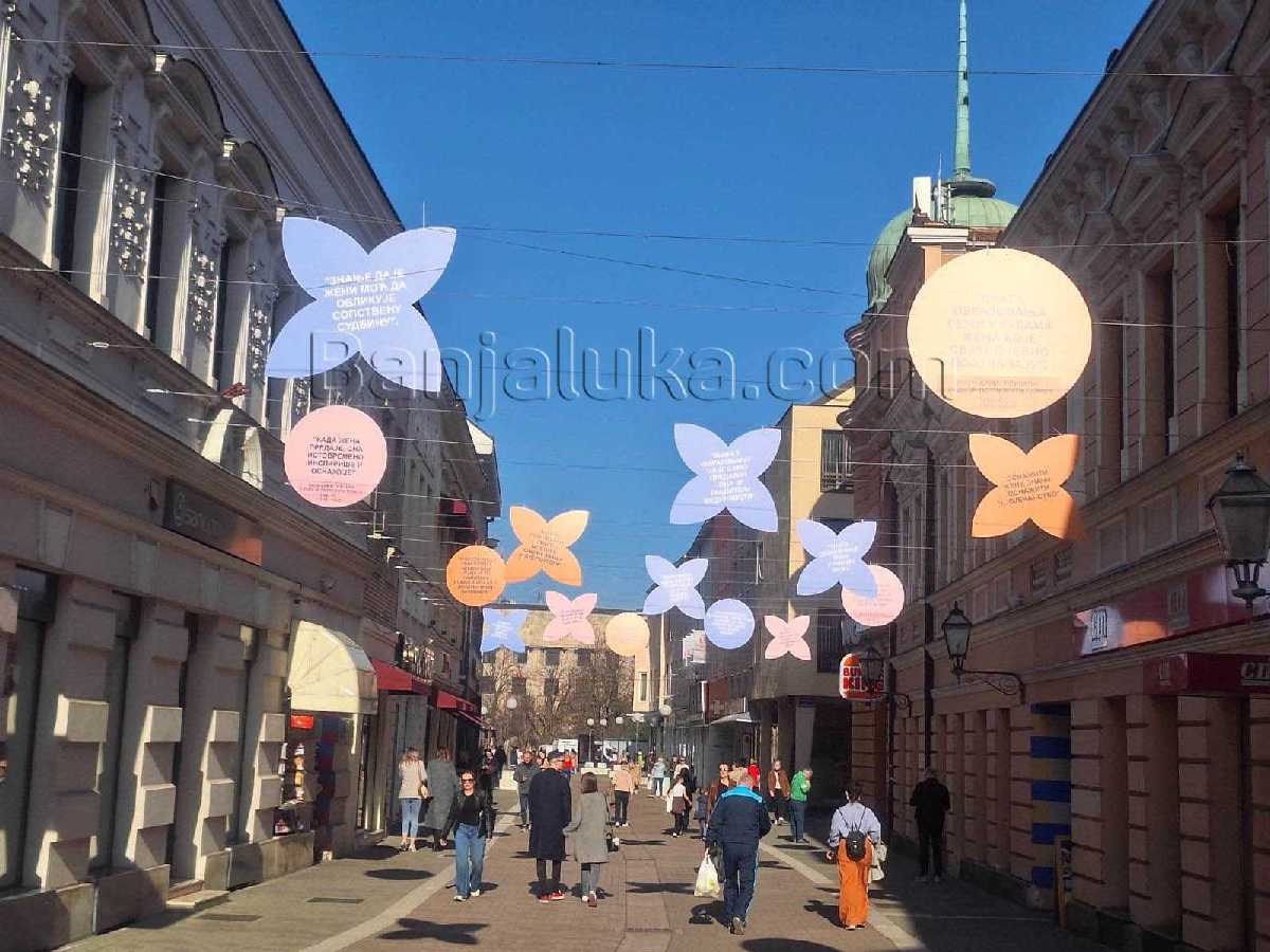 Gospodska ulica u znaku žena (Foto)