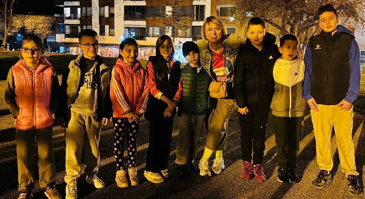 Kroz igru do dobrog djela: “Osmomartovska prodavnica” banjalučkih mališana