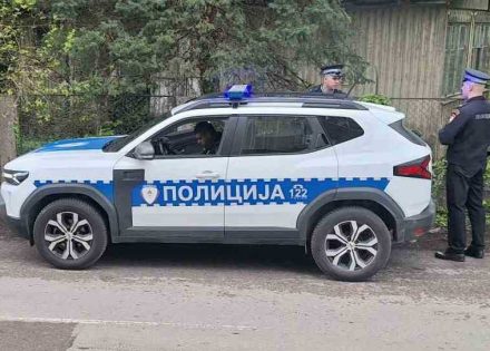 policija