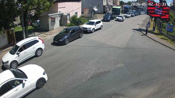 Prvomajske gužve u punom jeku: Duge kolone vozila na više graničnih prelaza na izlazu iz BiH