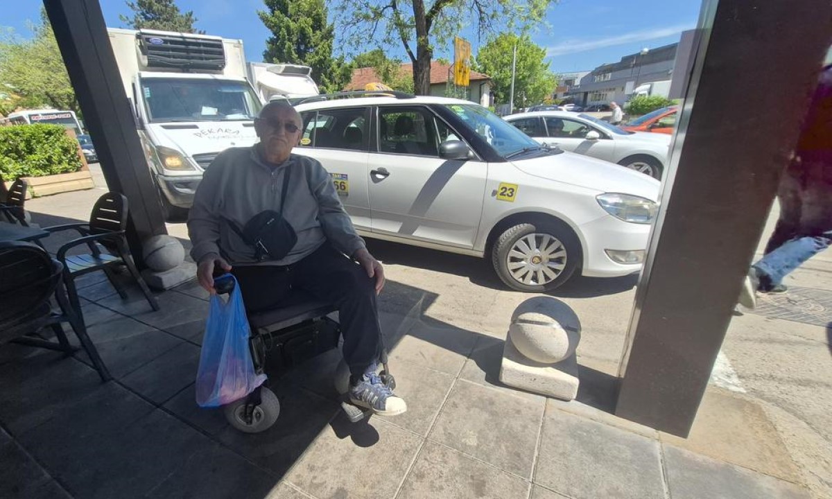 Kad vozače nije briga ni jeste li u kolicima: Kolaps u Banjaluci na ivici humanosti (Foto)
