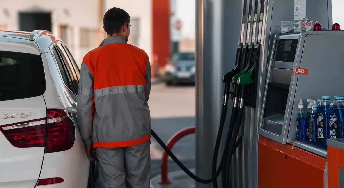 U subotu u Srpskoj ističe mjera povrata deset pfeninga po kupljenoj litri goriva