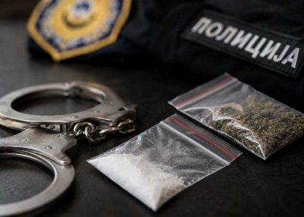 Policija