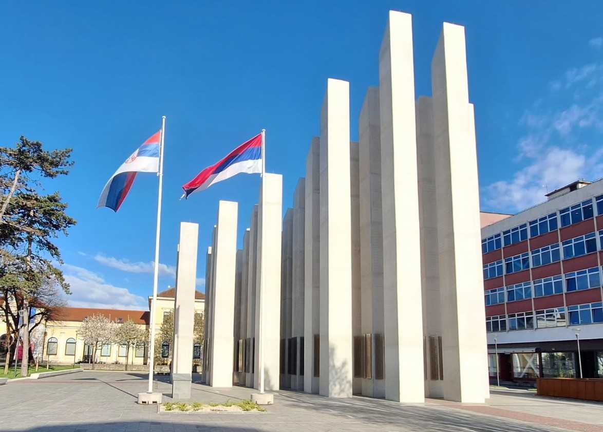 Greške na spomeniku VRS u Banjaluci: Pogrešno uklesana imena boraca