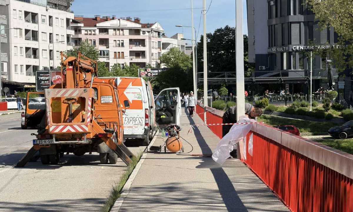 Ovako će izgledati: Završeno farbanje Venecija mosta (Foto)