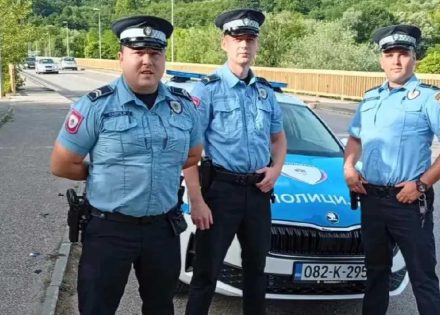 policija