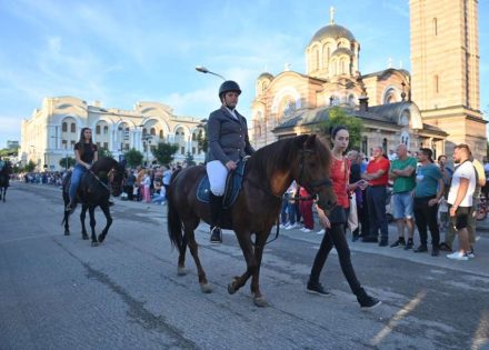 defile kočija