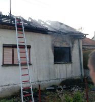 U požaru