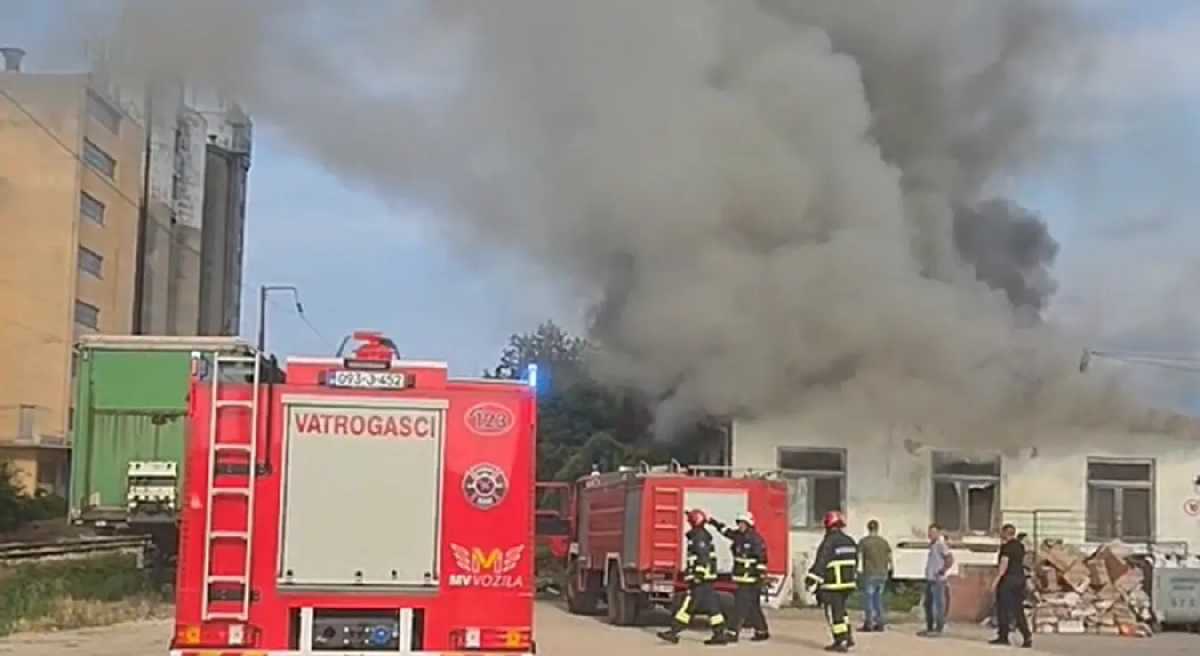 Modriča: Požar uspješno lokalizovan (Foto)