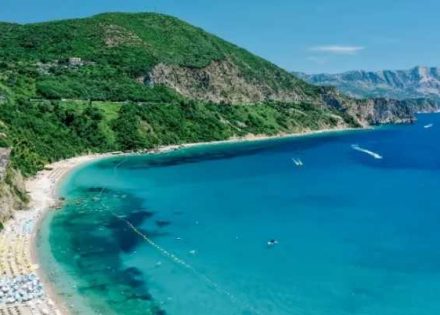 plaži