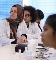 Studenti