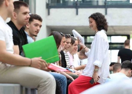 Studenti